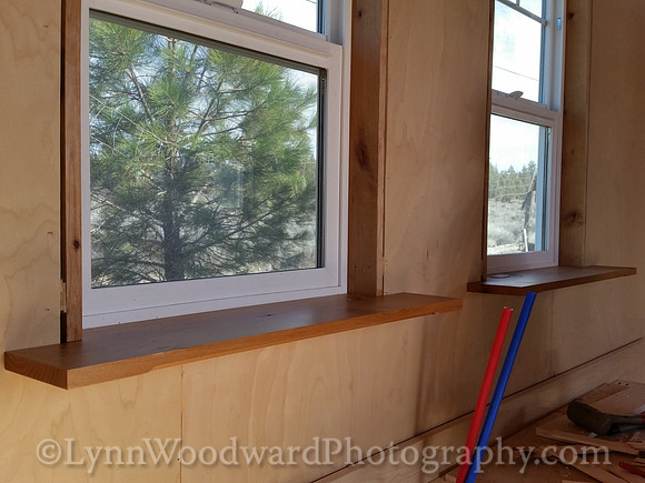 kitchen window trim 20160405_165412