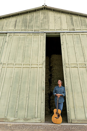 Greeninger-portraits-2015-0826-LW7-8070