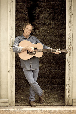 Greeninger-portraits-2015-0826-LW7-desat-8161